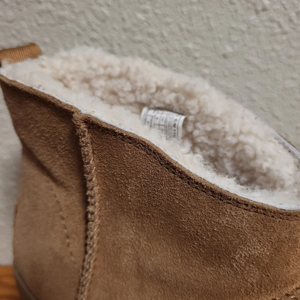 UGG Tan Mini New Heights Platform Boots Size 10